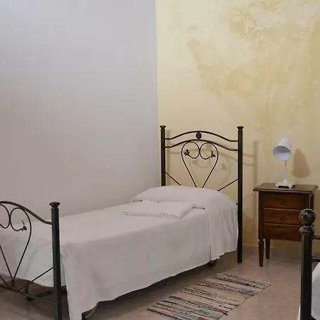 Mandorlo Bed & Breakfast